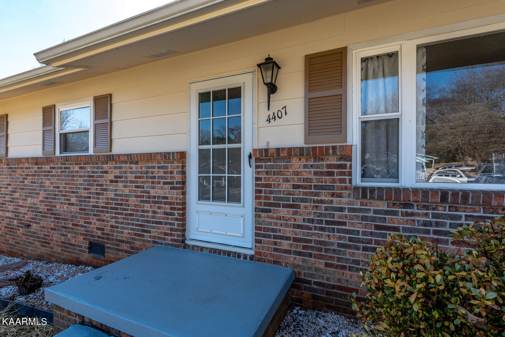 4407 Wells Road Knoxville, TN 37920 - Photo 3 of 31 DSC_1846