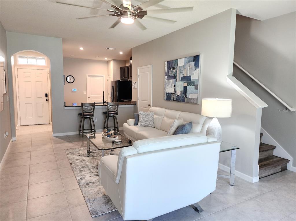 2945 Rambler Ivy Loop Brandon, FL 33510 - Photo 4 of 14