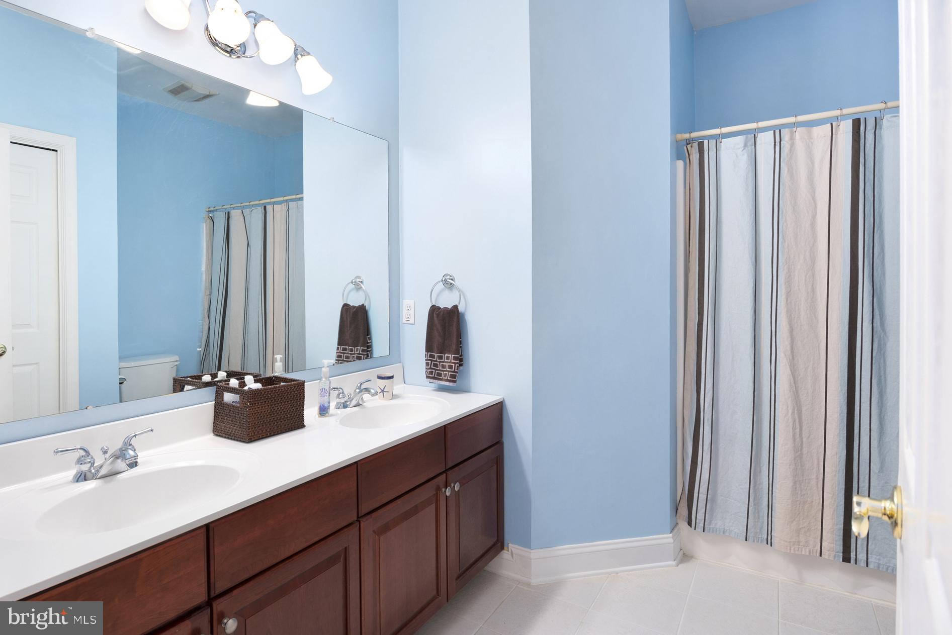 21 Trent Road Elkton, MD 21921 - Photo 23 of 37 Hall Bath