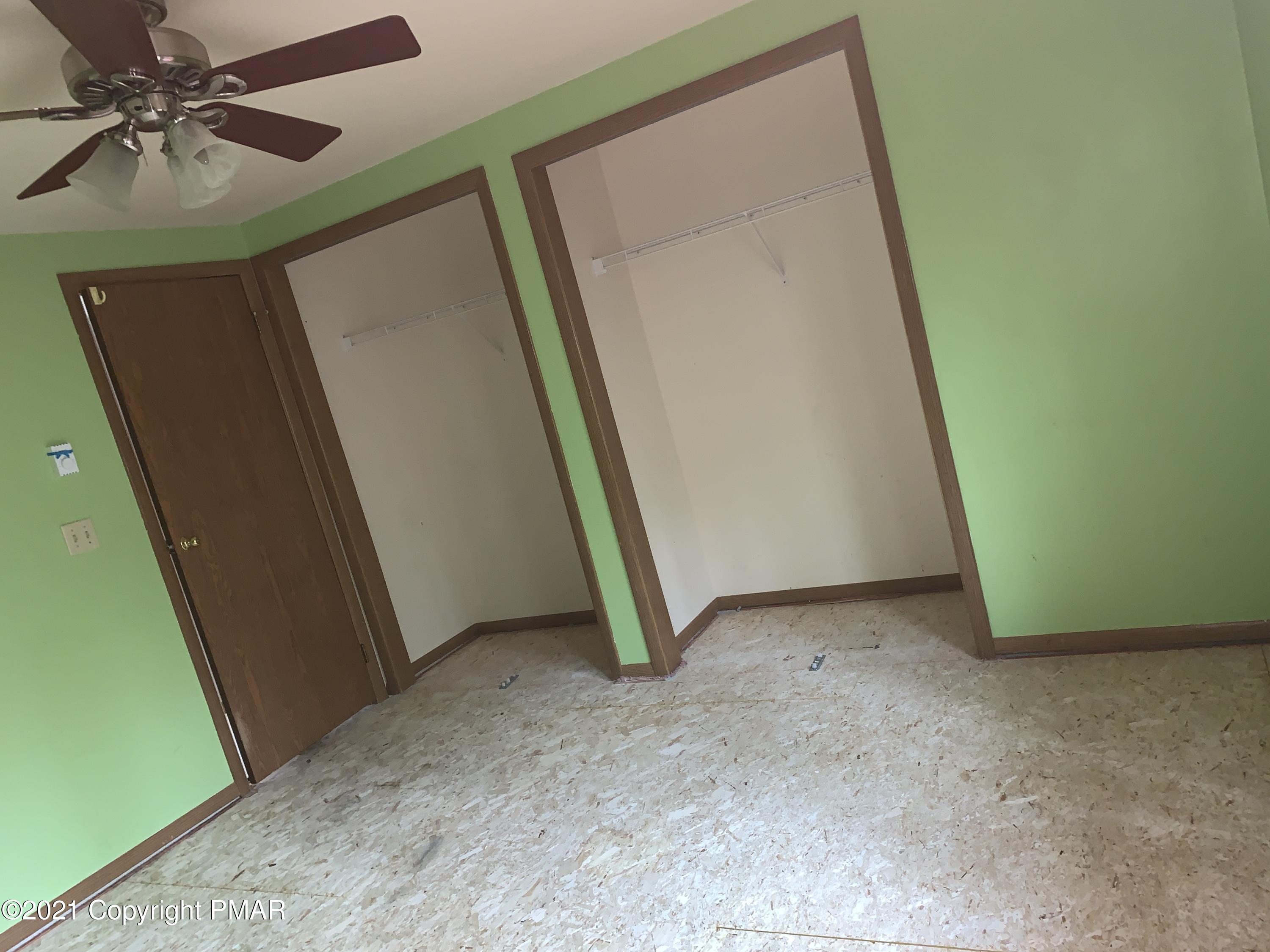 2183 Exeter Way Bushkill, PA 18324 - Photo 14 of 29 Photo May 04, 11 11 43 AM