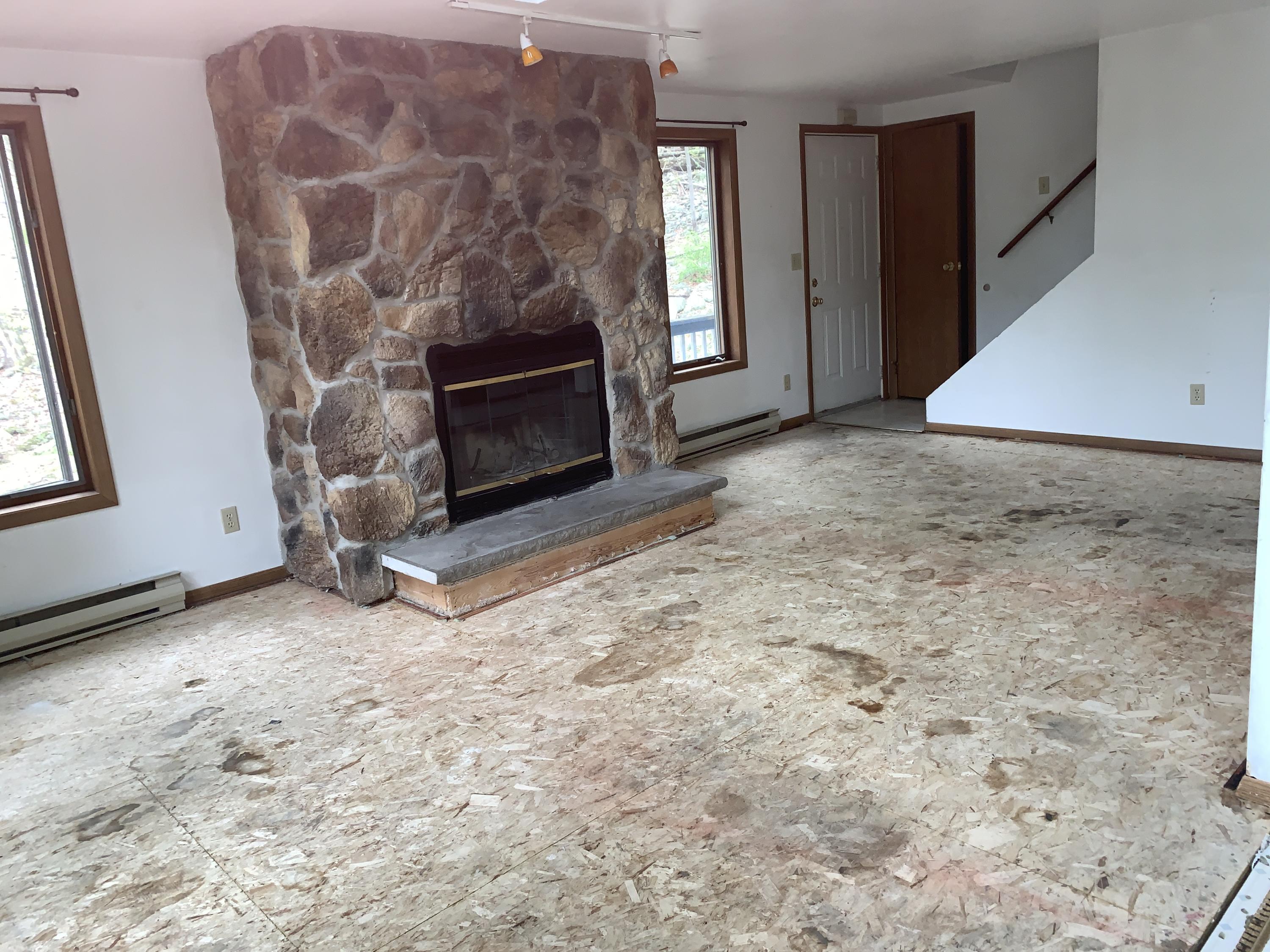 2183 Exeter Way Bushkill, PA 18324 - Photo 7 of 29 Photo May 04, 11 09 42 AM