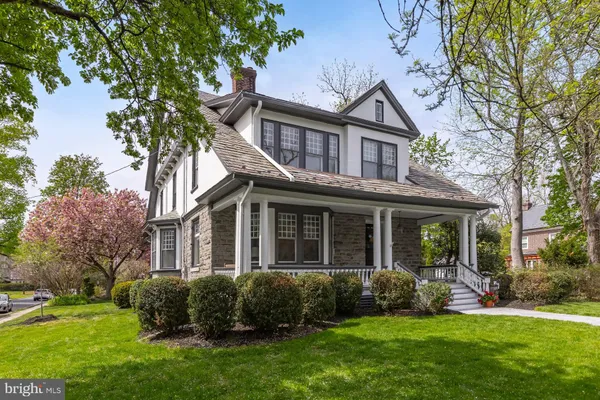 $695,000 | 61 North Bayard Avenue, Woodbury, NJ 08096