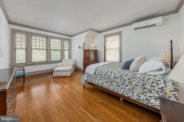 $695,000 | 61 North Bayard Avenue, Woodbury, NJ 08096