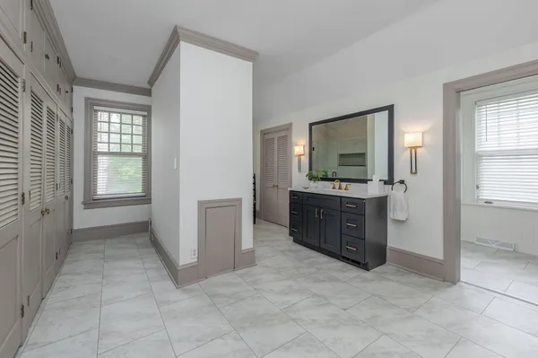 $695,000 | 61 North Bayard Avenue, Woodbury, NJ 08096