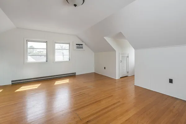 $695,000 | 61 North Bayard Avenue, Woodbury, NJ 08096