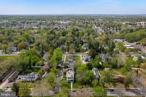 $695,000 | 61 North Bayard Avenue, Woodbury, NJ 08096