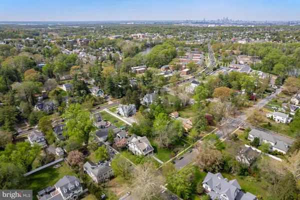 $695,000 | 61 North Bayard Avenue, Woodbury, NJ 08096