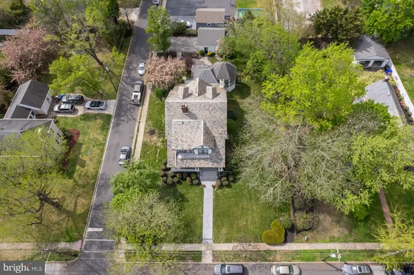 $695,000 | 61 North Bayard Avenue, Woodbury, NJ 08096