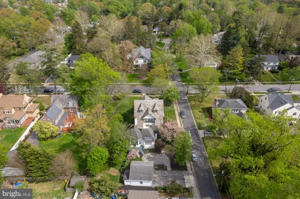 $695,000 | 61 North Bayard Avenue, Woodbury, NJ 08096