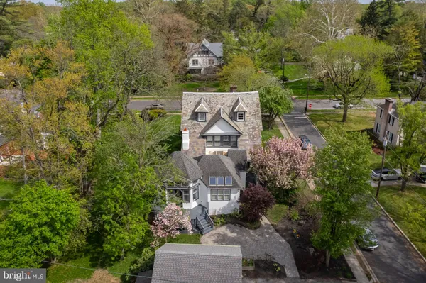 $695,000 | 61 North Bayard Avenue, Woodbury, NJ 08096