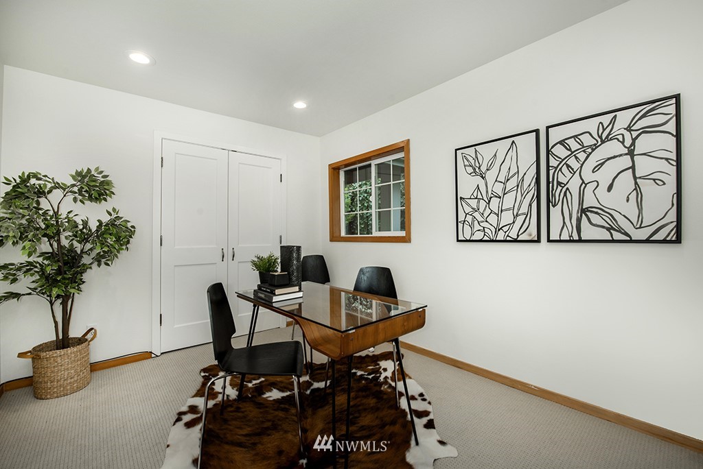 537 30th Avenue East Seattle, WA 98112 - Photo 17 of 37