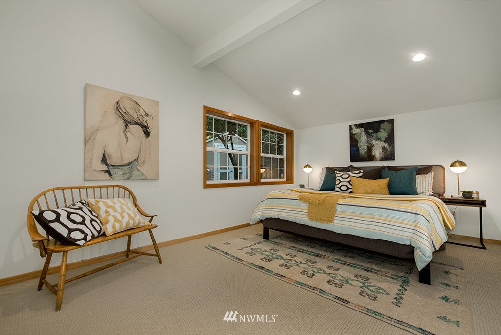 537 30th Avenue East Seattle, WA 98112 - Photo 22 of 37