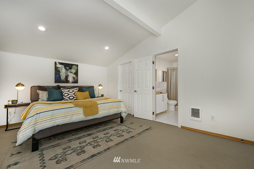 537 30th Avenue East Seattle, WA 98112 - Photo 23 of 37