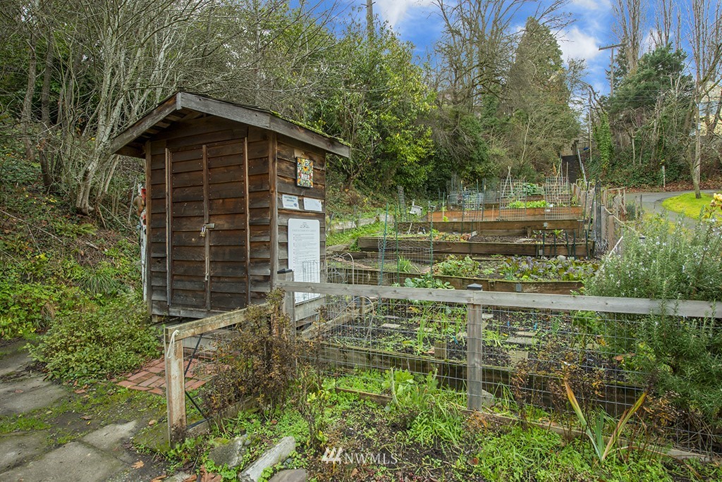 537 30th Avenue East Seattle, WA 98112 - Photo 37 of 37