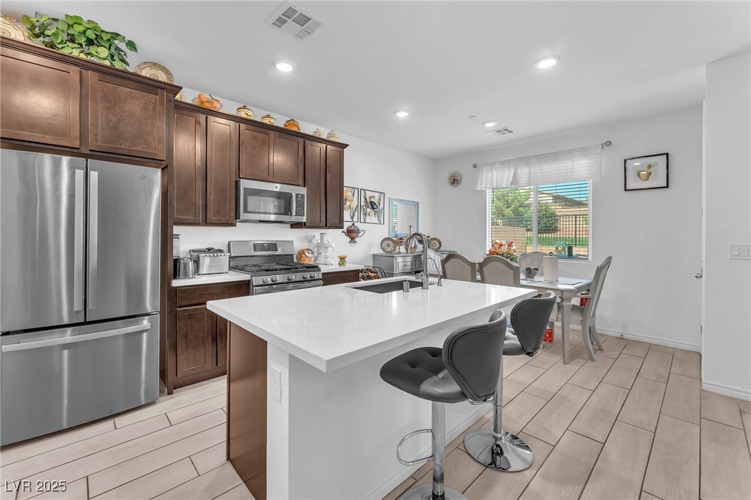 8879 Roadrunner Ravine Street Las Vegas, NV 89166 - Photo 12 of 39