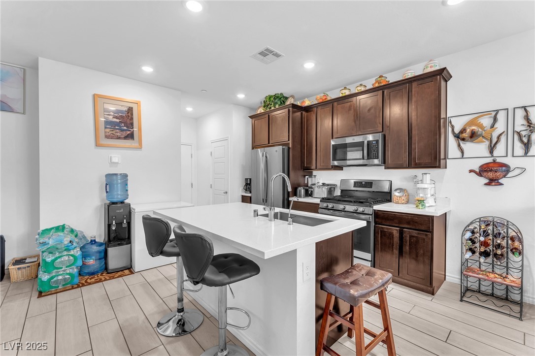 8879 Roadrunner Ravine Street Las Vegas, NV 89166 - Photo 14 of 39