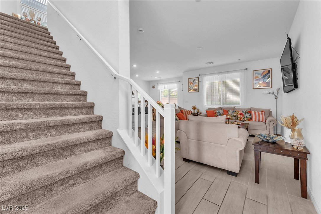 8879 Roadrunner Ravine Street Las Vegas, NV 89166 - Photo 16 of 39