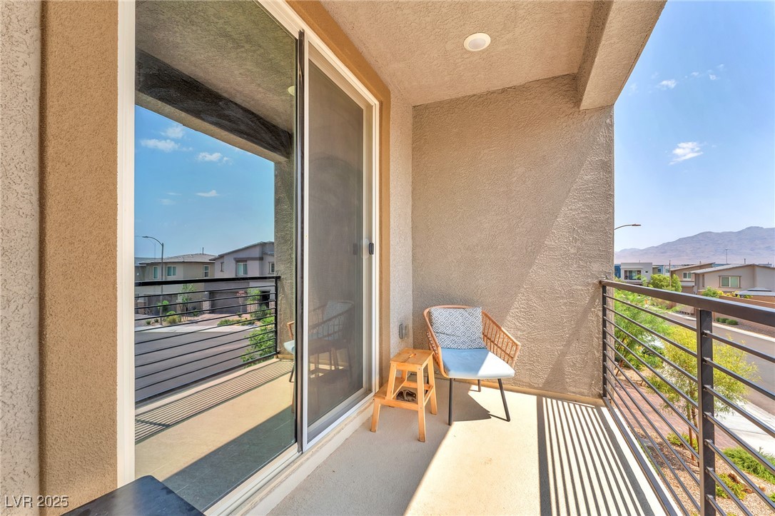 8879 Roadrunner Ravine Street Las Vegas, NV 89166 - Photo 19 of 39