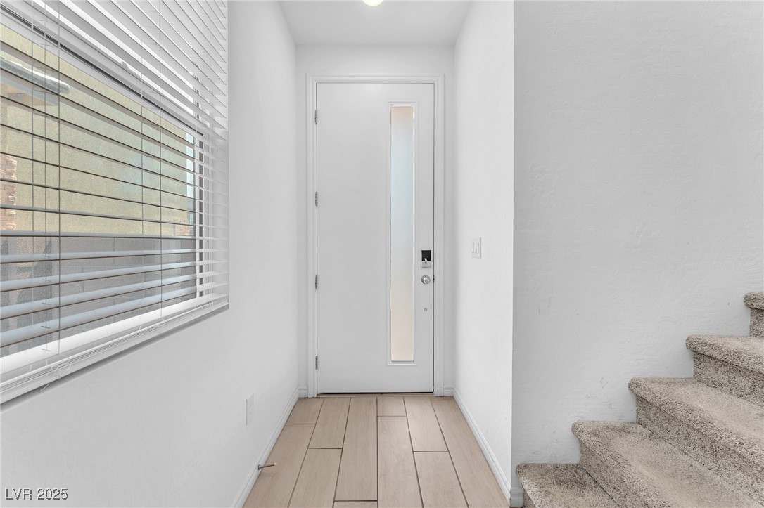 8879 Roadrunner Ravine Street Las Vegas, NV 89166 - Photo 3 of 39