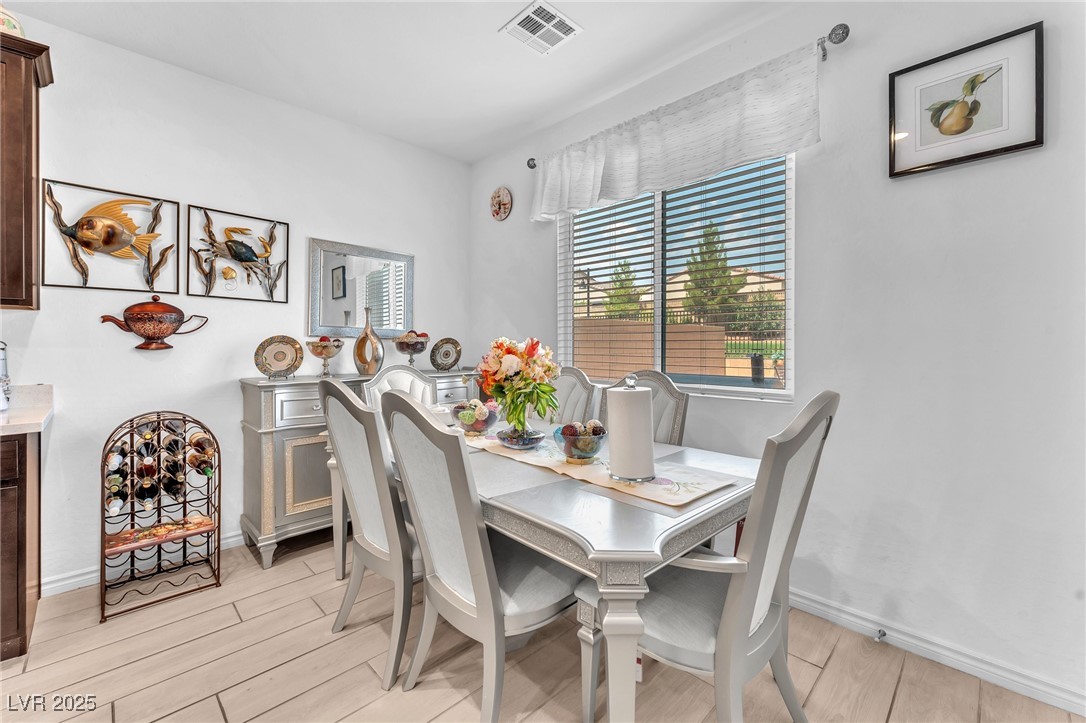 8879 Roadrunner Ravine Street Las Vegas, NV 89166 - Photo 8 of 39