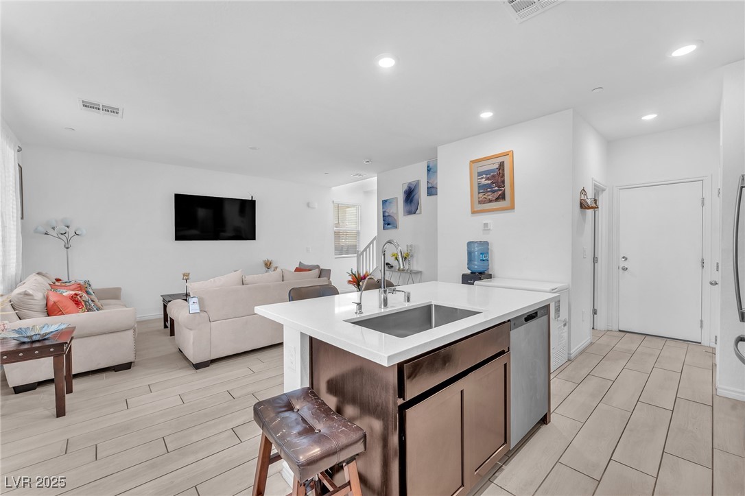 8879 Roadrunner Ravine Street Las Vegas, NV 89166 - Photo 9 of 39