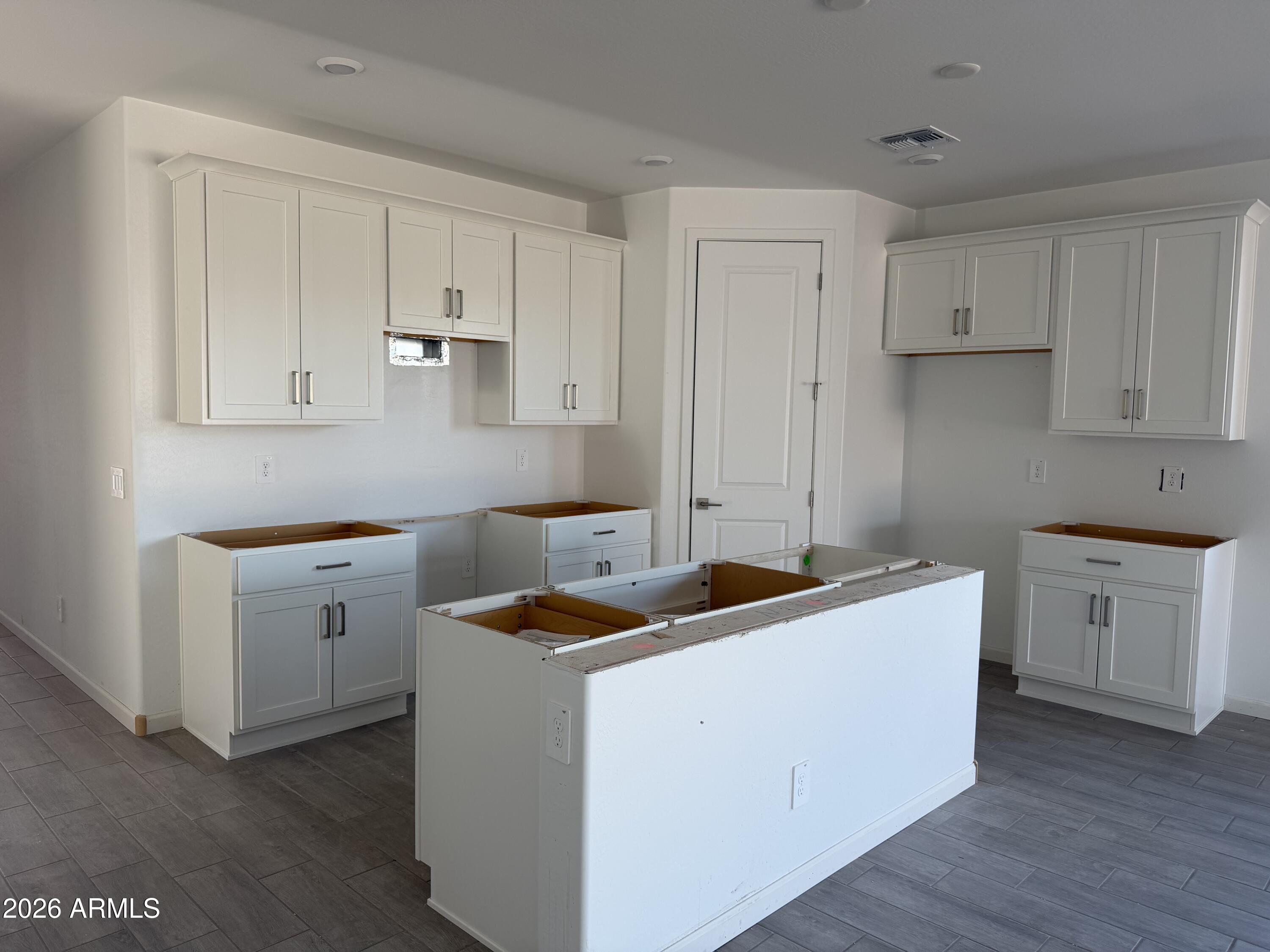 5621 West Piedmont Road Laveen, AZ 85339 - Photo 5 of 26 0004_ Kitchen