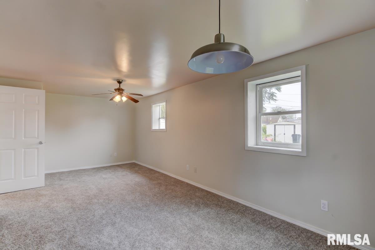1112 North Kickapoo Street Lincoln, IL 62656 - Photo 22 of 27 Gallery Image 22