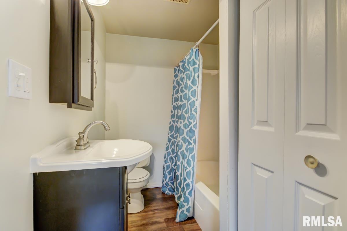 1112 North Kickapoo Street Lincoln, IL 62656 - Photo 27 of 27 Gallery Image 27