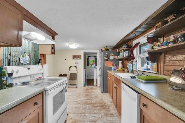 $142,500 | 302 South Truman Road, Archie, MO 64725