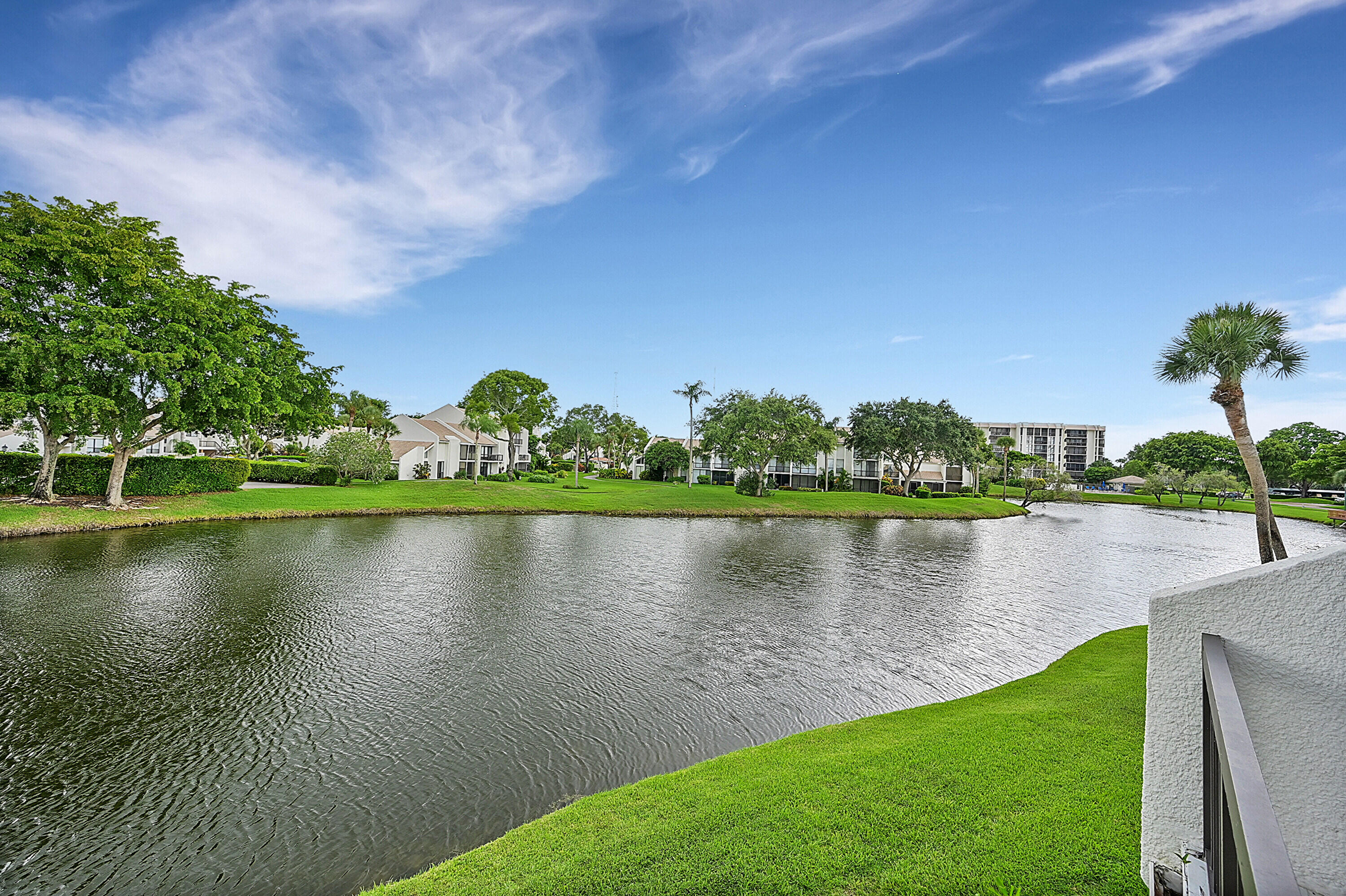2109 Bridgewood Drive Boca Raton, FL 33434 - Photo 19 of 29 27_52481- (32)
