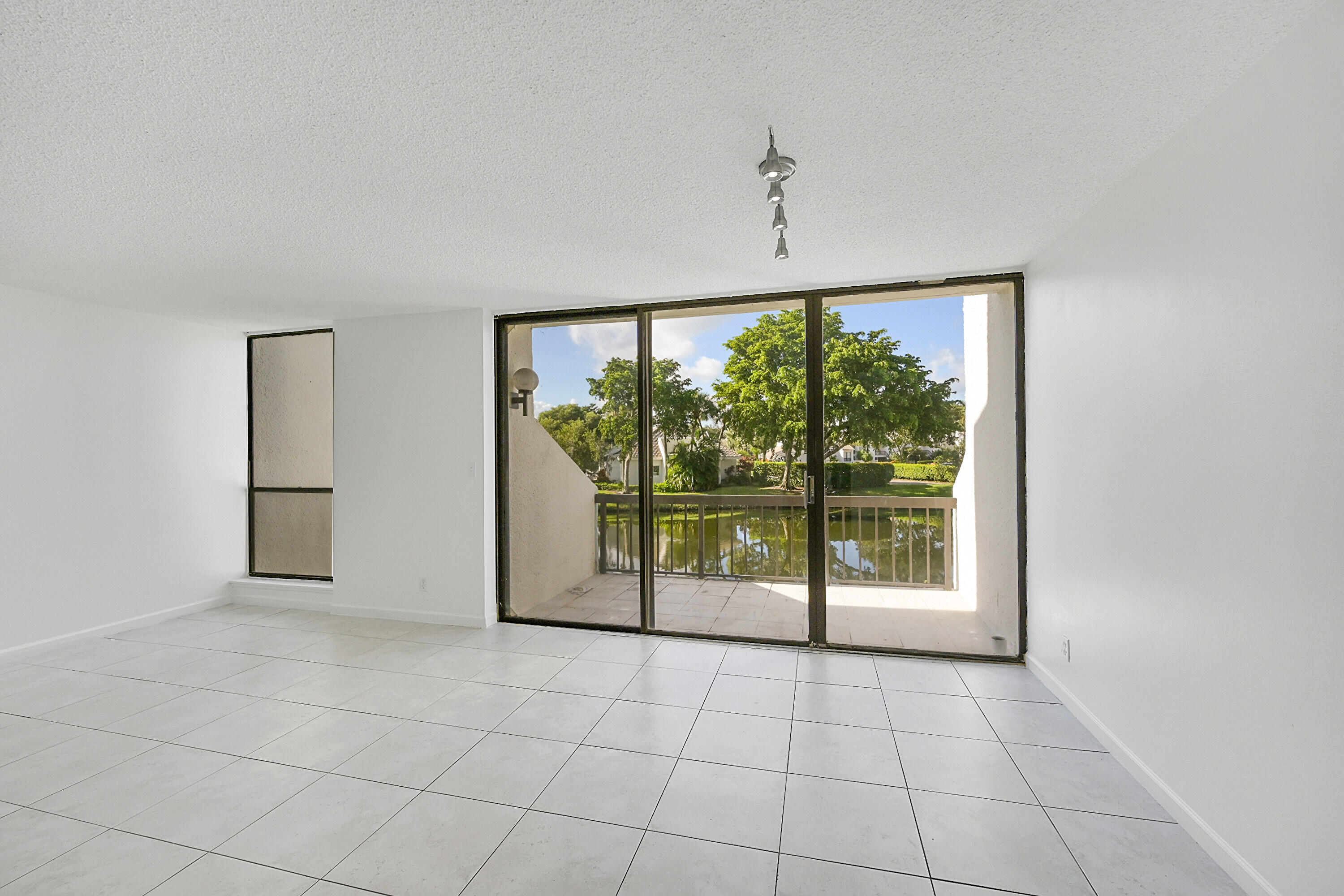 2109 Bridgewood Drive Boca Raton, FL 33434 - Photo 8 of 29 40_living room