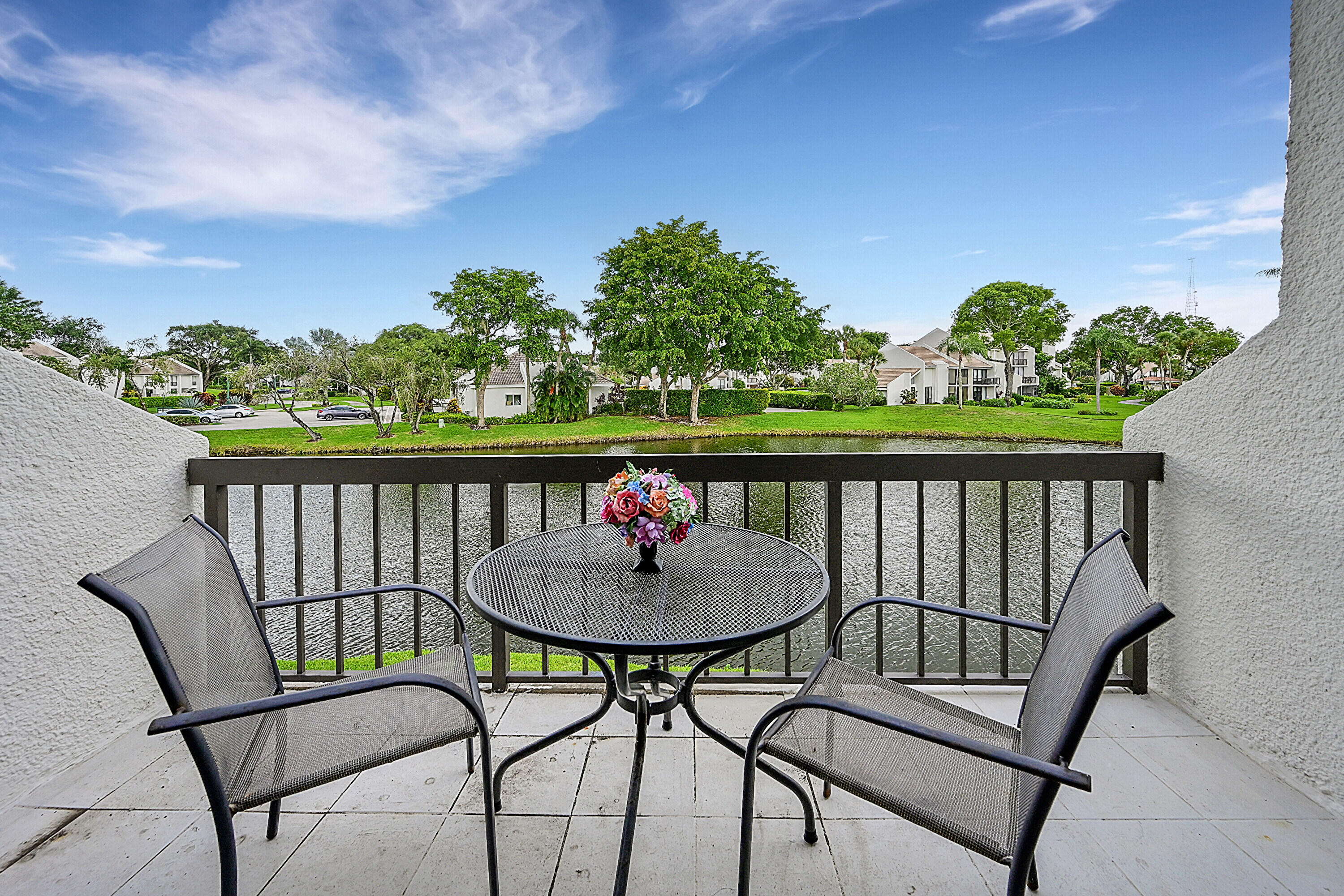 2109 Bridgewood Drive Boca Raton, FL 33434 - Photo 9 of 29 12_52481- (29)