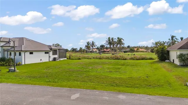 $170,000 | 18012 Greenwood Drive, Naples, FL 34114