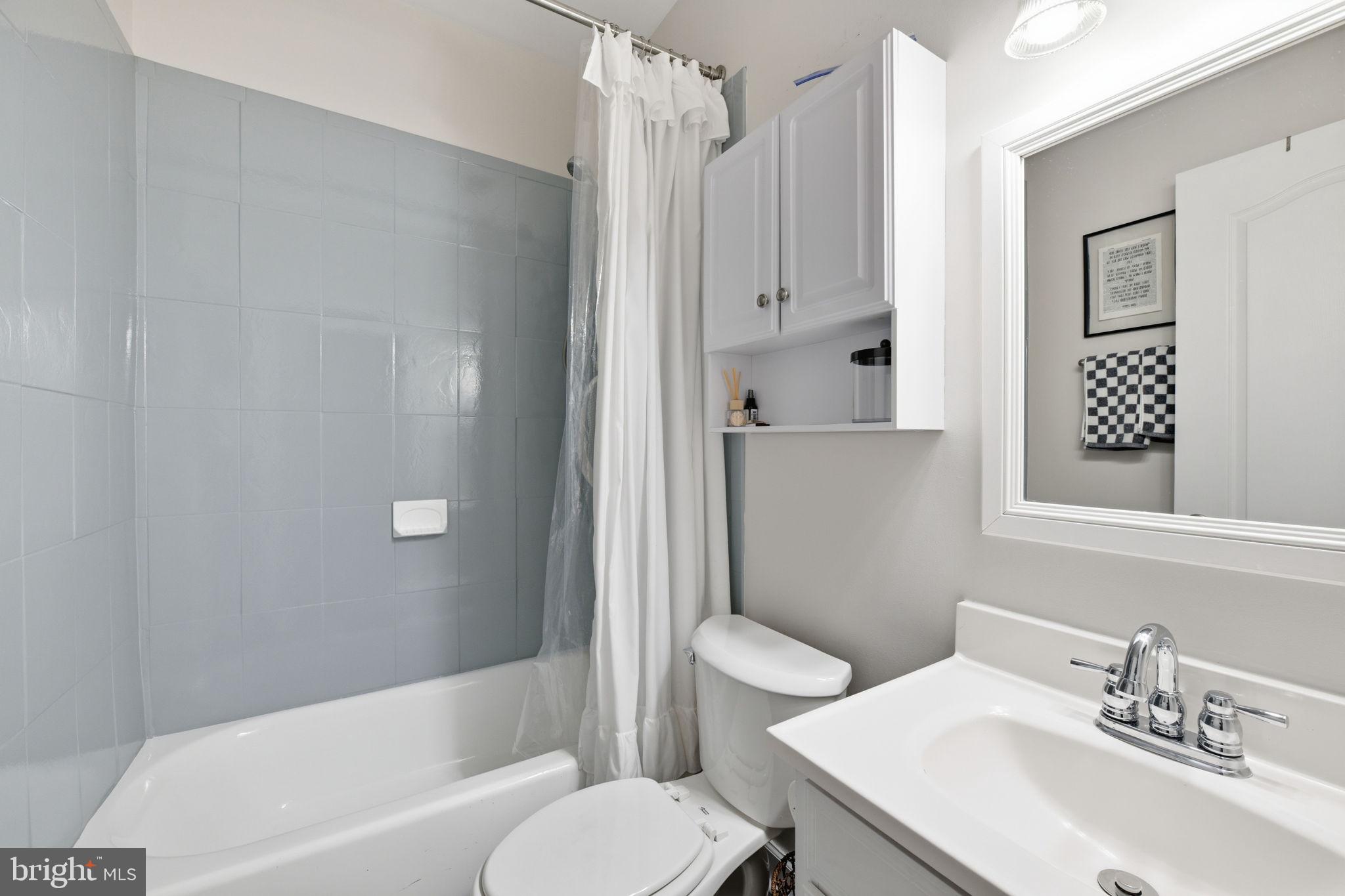 1851 3rd Street Northwest Washington, DC 20001 - Photo 32 of 48