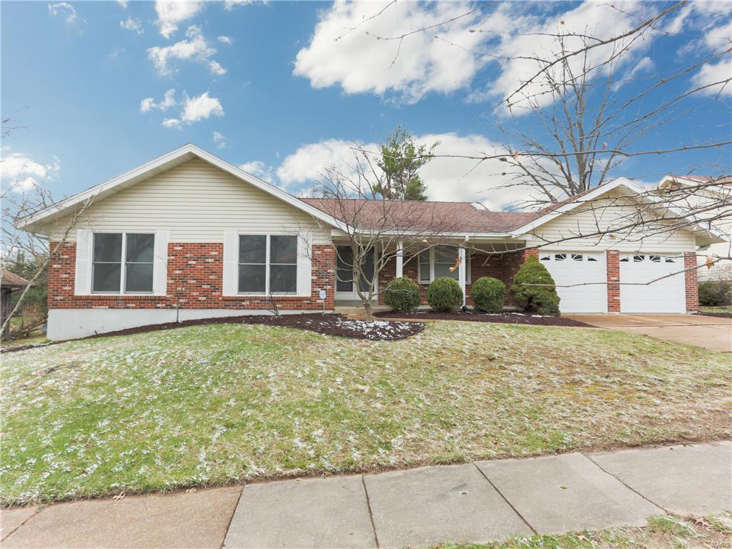 809 Somerton Ridge Drive Creve Coeur, MO 63141 - Photo 1 of 24