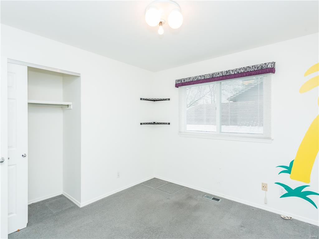 809 Somerton Ridge Drive Creve Coeur, MO 63141 - Photo 16 of 24