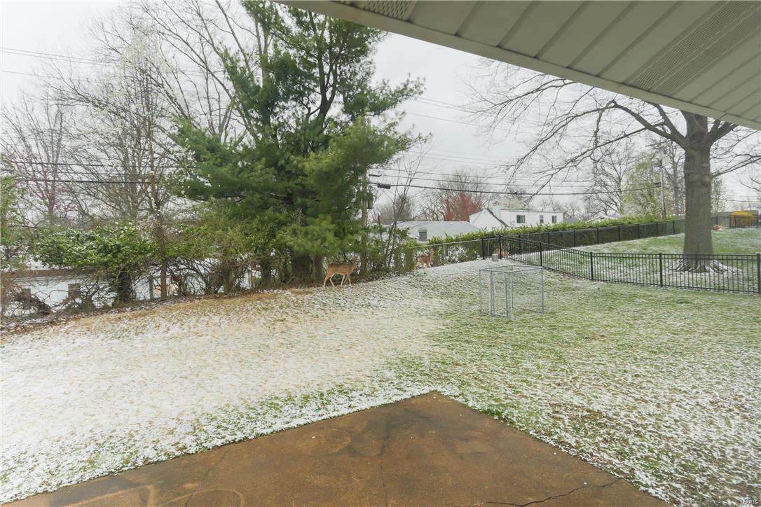 809 Somerton Ridge Drive Creve Coeur, MO 63141 - Photo 5 of 24