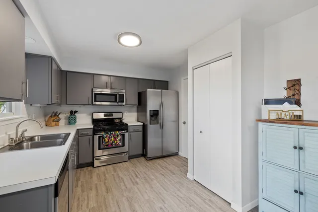 $359,900 | 14058 South Hemingway Circle, Plainfield, IL 60544