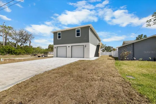 $399,900 | 5050 Oak Leaf Lane, Hernando Beach, FL 34607