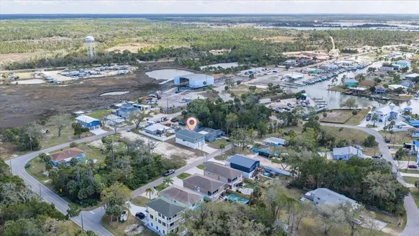 $399,900 | 5050 Oak Leaf Lane, Hernando Beach, FL 34607