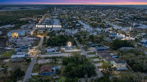 $399,900 | 5050 Oak Leaf Lane, Hernando Beach, FL 34607