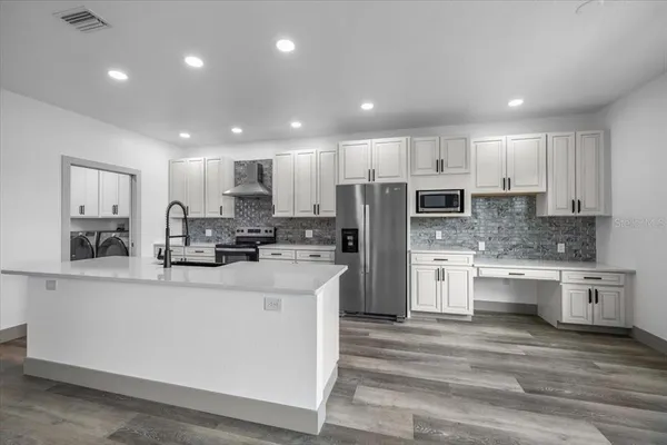$399,900 | 5050 Oak Leaf Lane, Hernando Beach, FL 34607