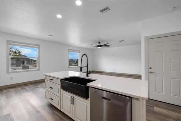 $399,900 | 5050 Oak Leaf Lane, Hernando Beach, FL 34607