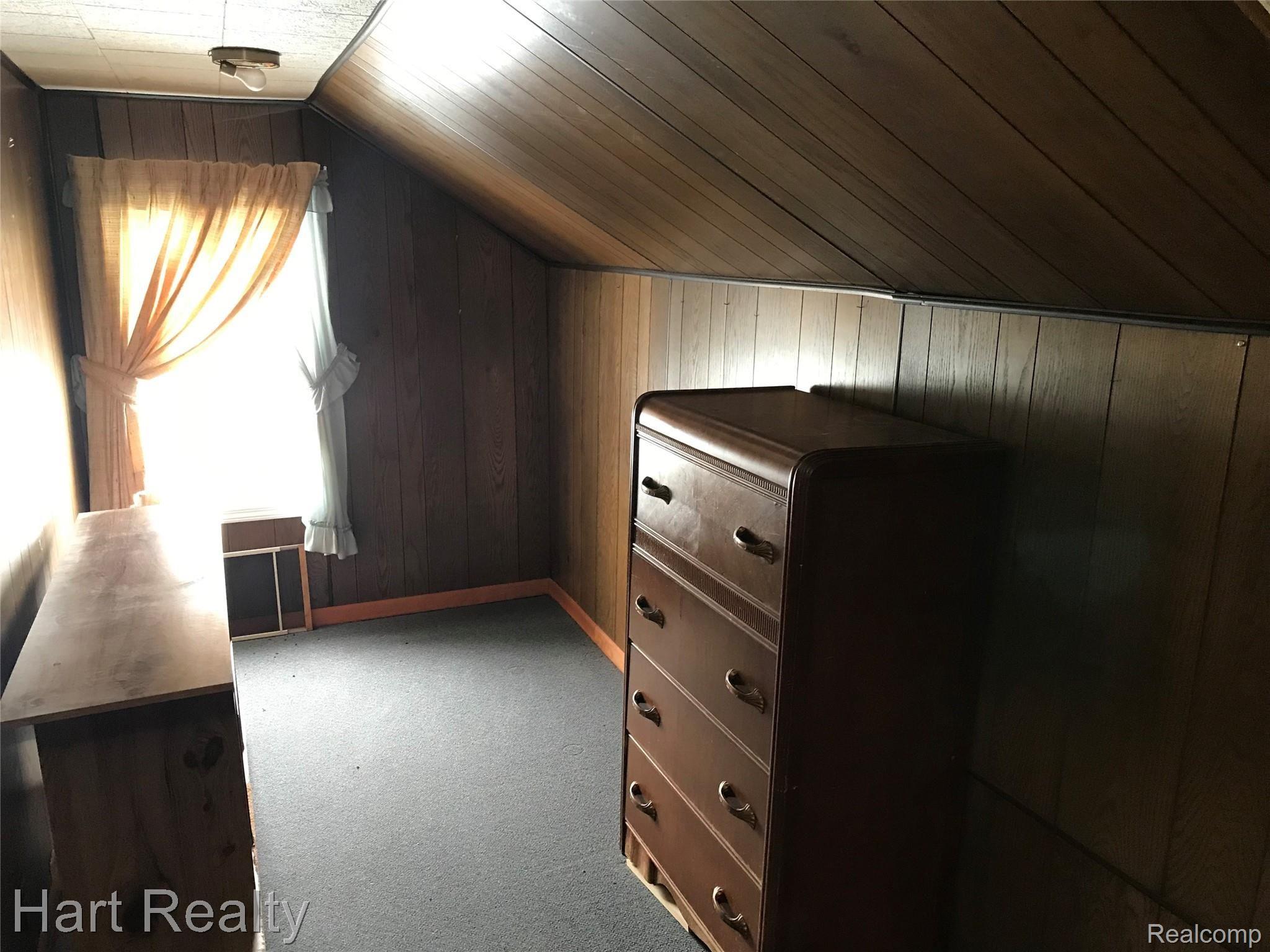 5614 Snover Road Decker, MI 48426 - Photo 15 of 19 IMG_2295.JPG