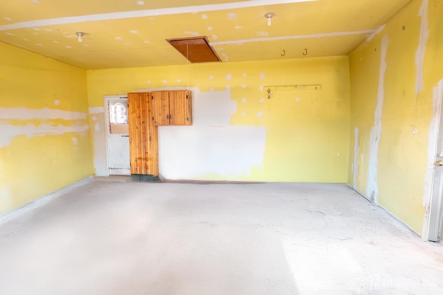 12 Francis Road East Brunswick, NJ 08816 - Photo 51 of 66