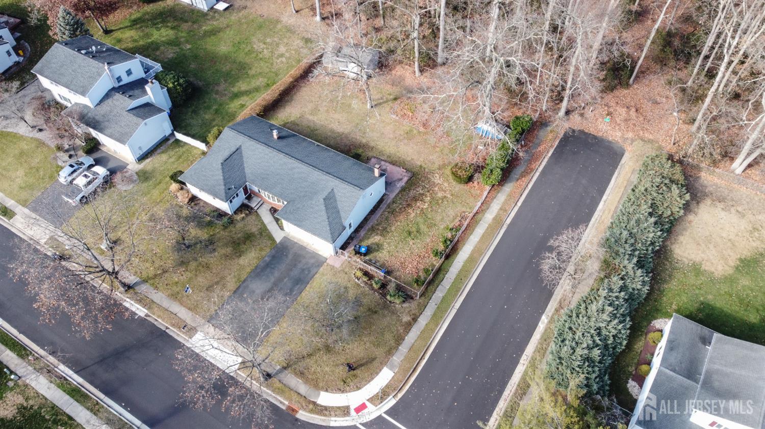 12 Francis Road East Brunswick, NJ 08816 - Photo 66 of 66 a view of a yard in front of the house