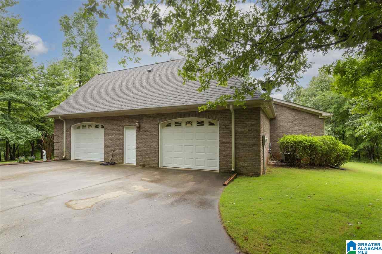 635 Slopes Drive Springville, AL 35146 - Photo 6 of 45