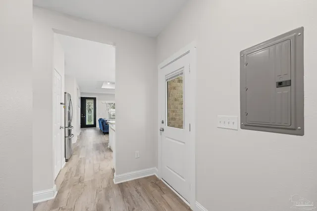 a view of utility room