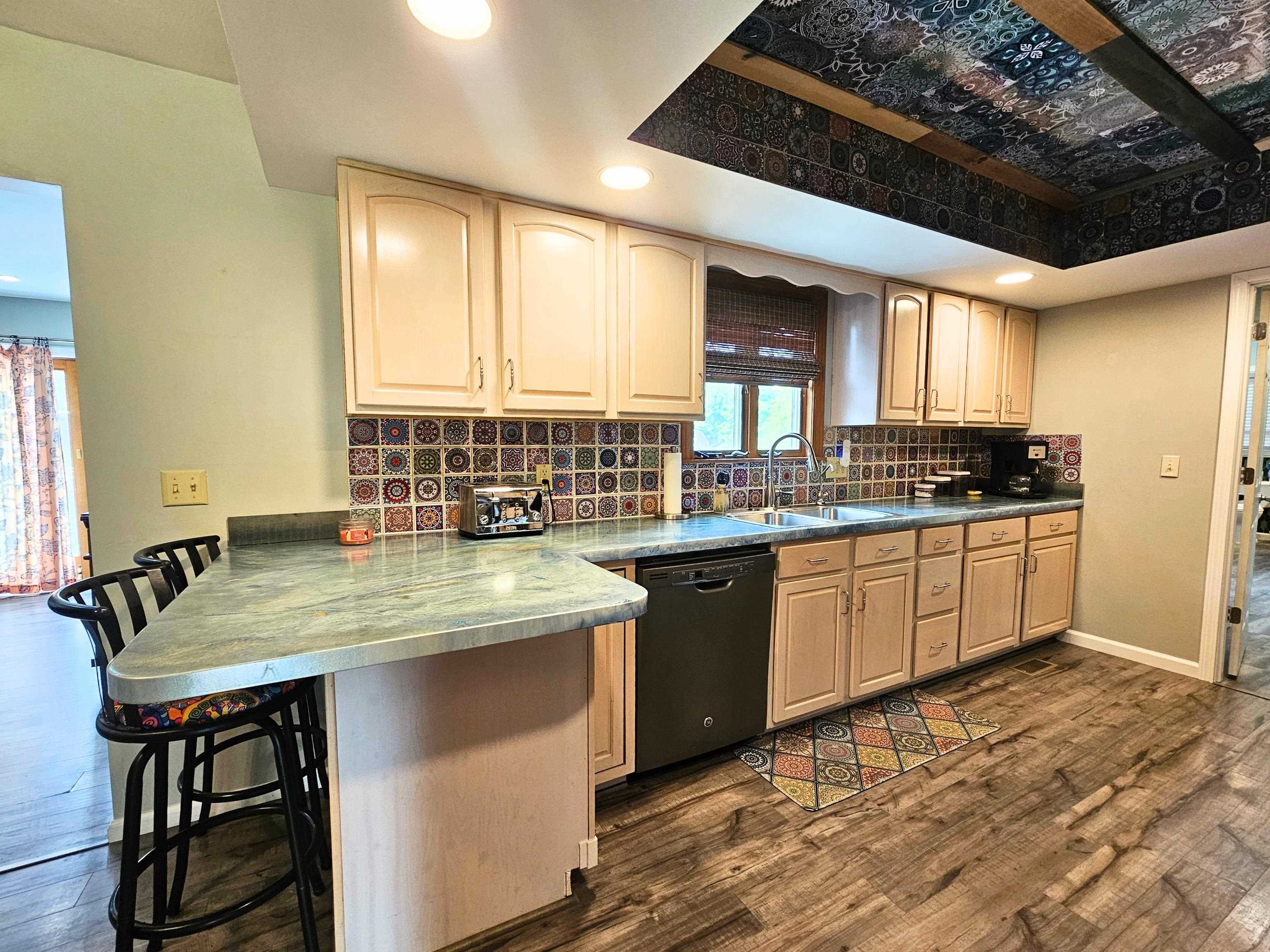 10040 South Reese Road Birch Run, MI 48415 - Photo 2 of 63 50176244-b5f52bd0-6ac1-4d1c-ba99-200dcb925615.JPG