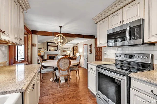 $575,000 | 230 Schimwood Court, Amherst, NY 14068